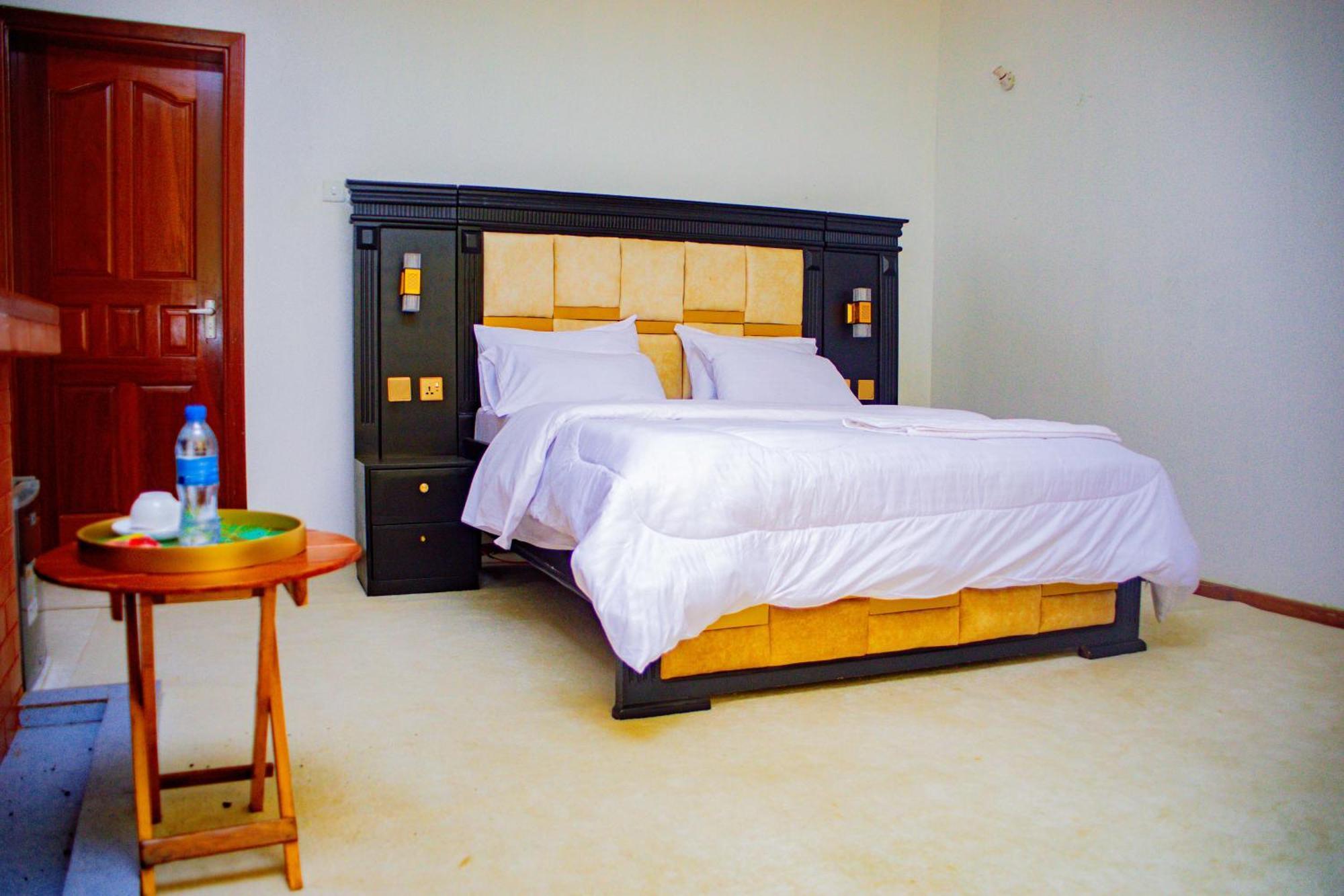 Divine Royal Residences Arusha Exterior photo